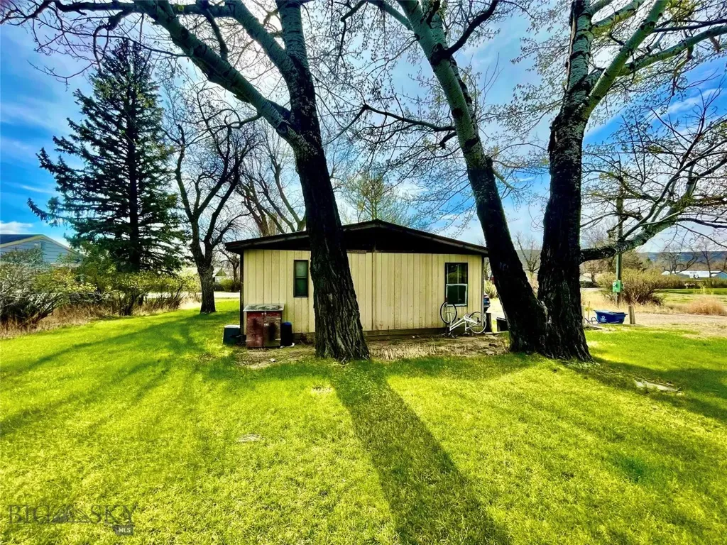1400 Saint Charles Street Fort Benton MT 59442