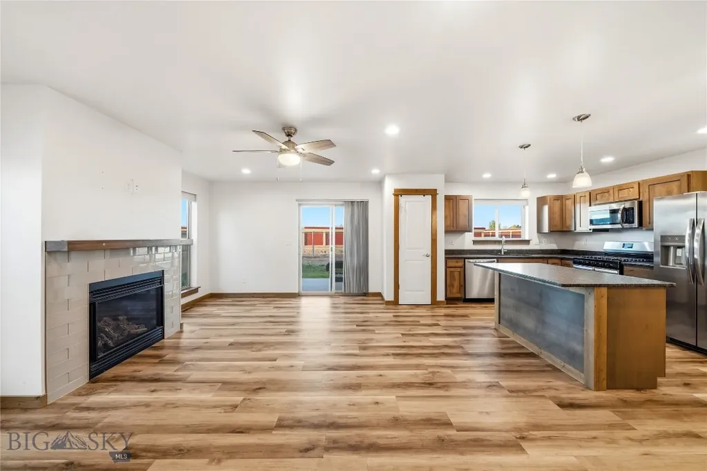 2012 Ross Way Belgrade MT 59714