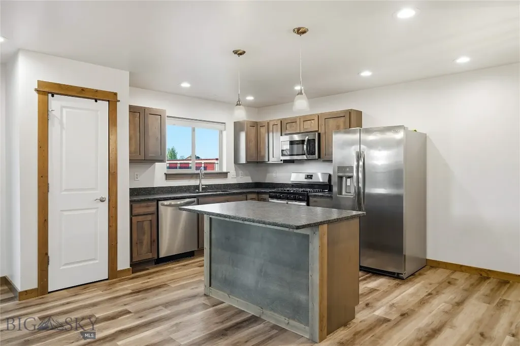 2012 Ross Way Belgrade MT 59714