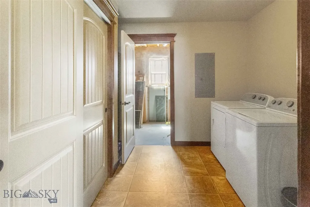 3456 Ottawa Butte MT 59701