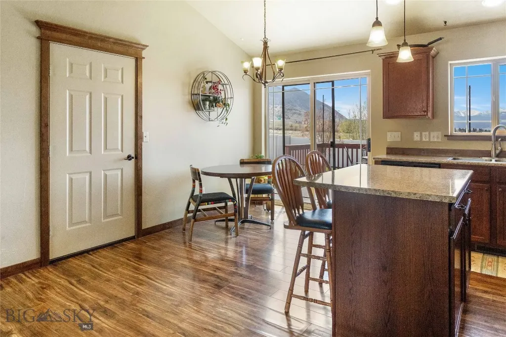3456 Ottawa Butte MT 59701