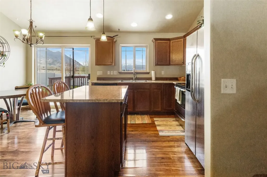 3456 Ottawa Butte MT 59701