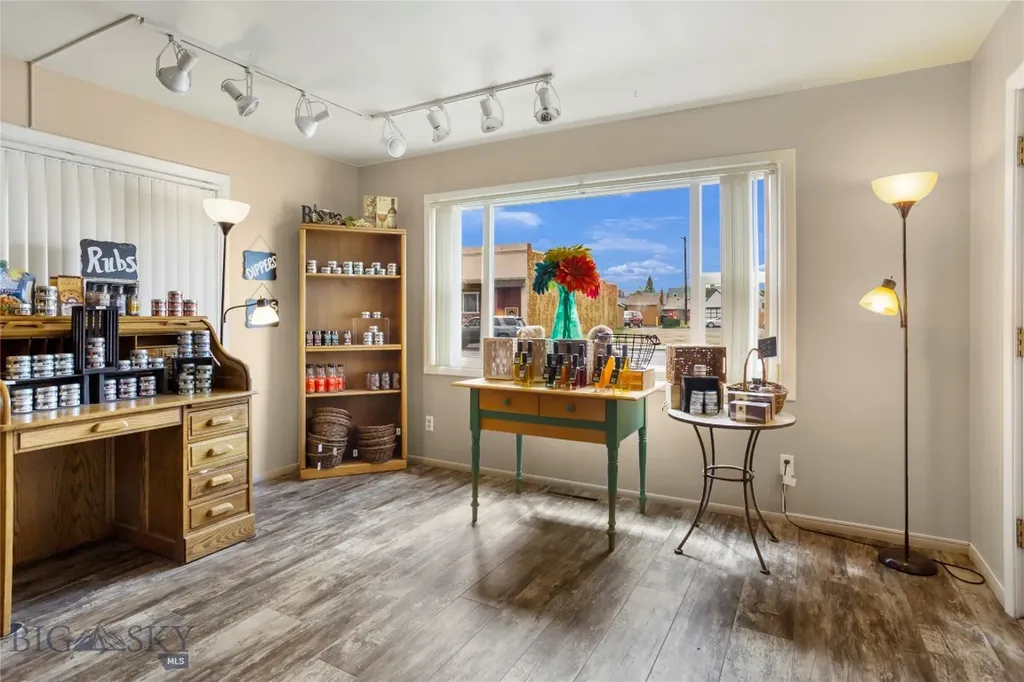 1644 Harrison Butte MT 59701