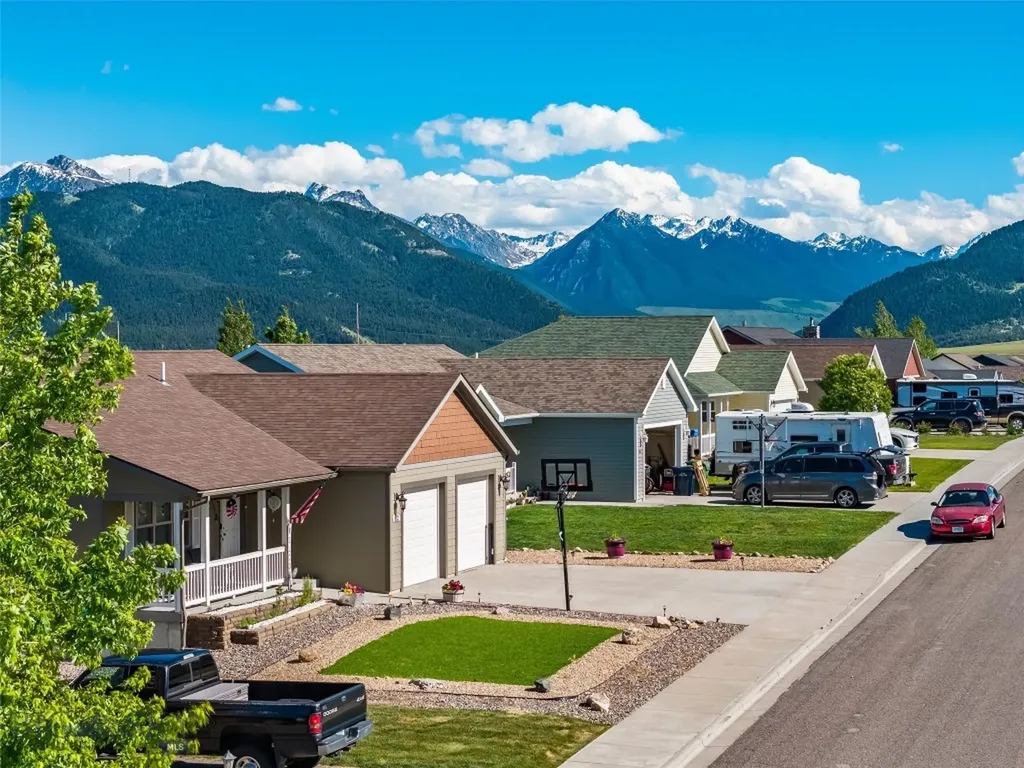 812 Pleiades Place Livingston MT 59047