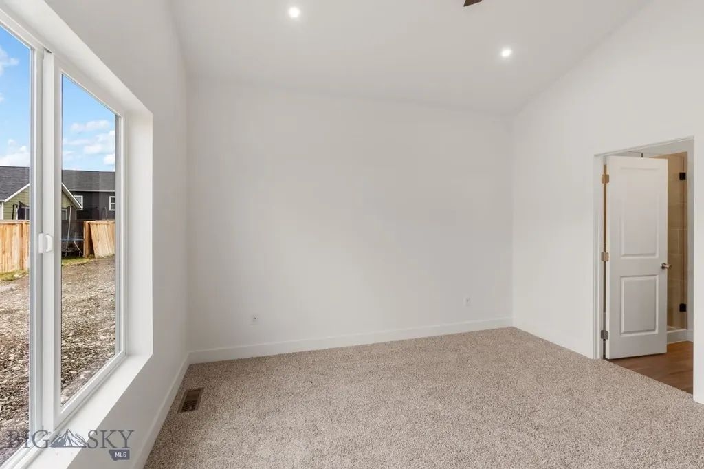 713 Spaniel Lane Belgrade MT 59714