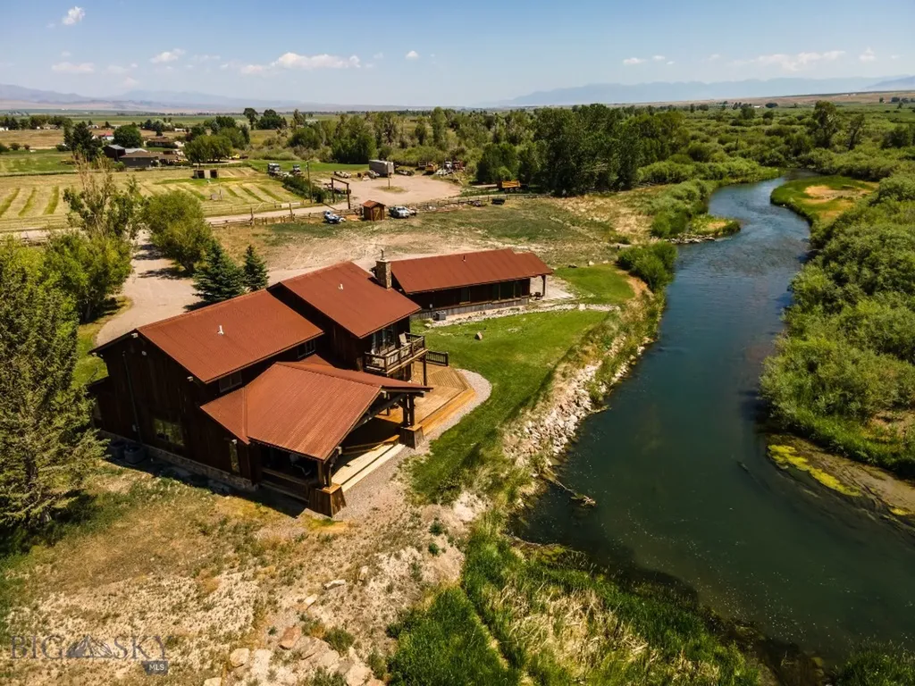1872 Webster Lane Dillon MT 59725
