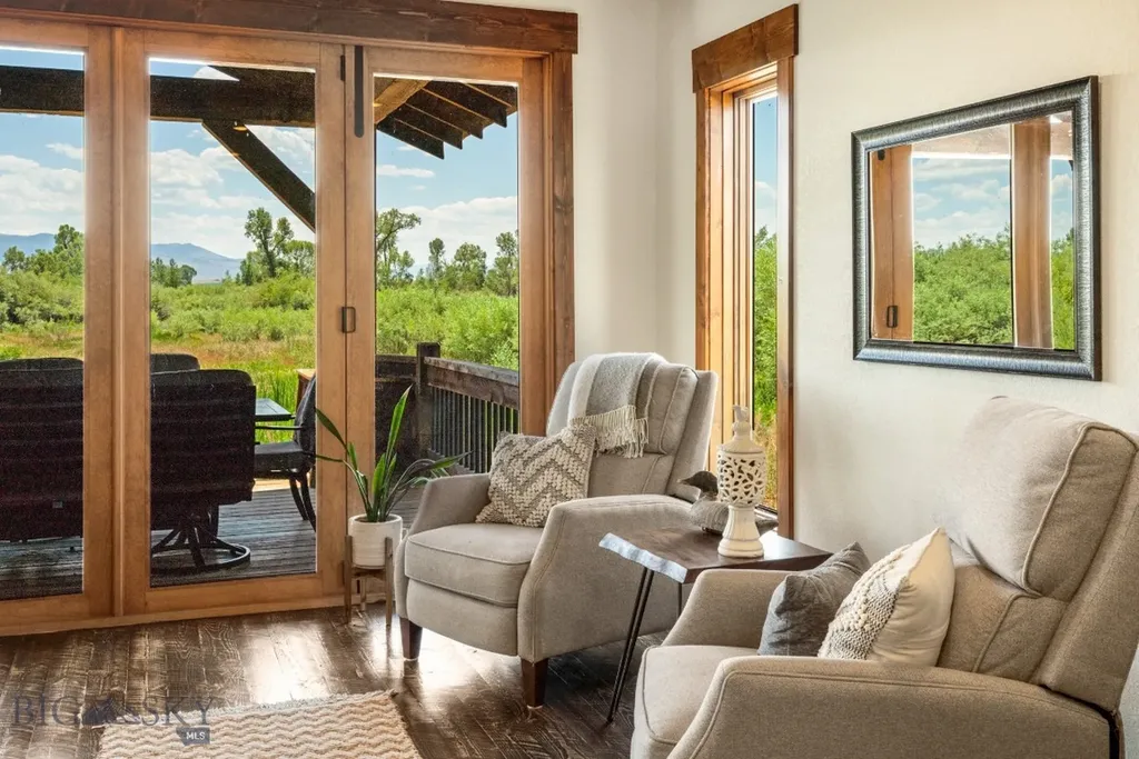 1872 Webster Lane Dillon MT 59725
