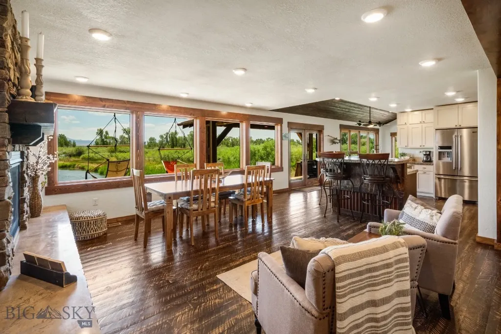 1872 Webster Lane Dillon MT 59725