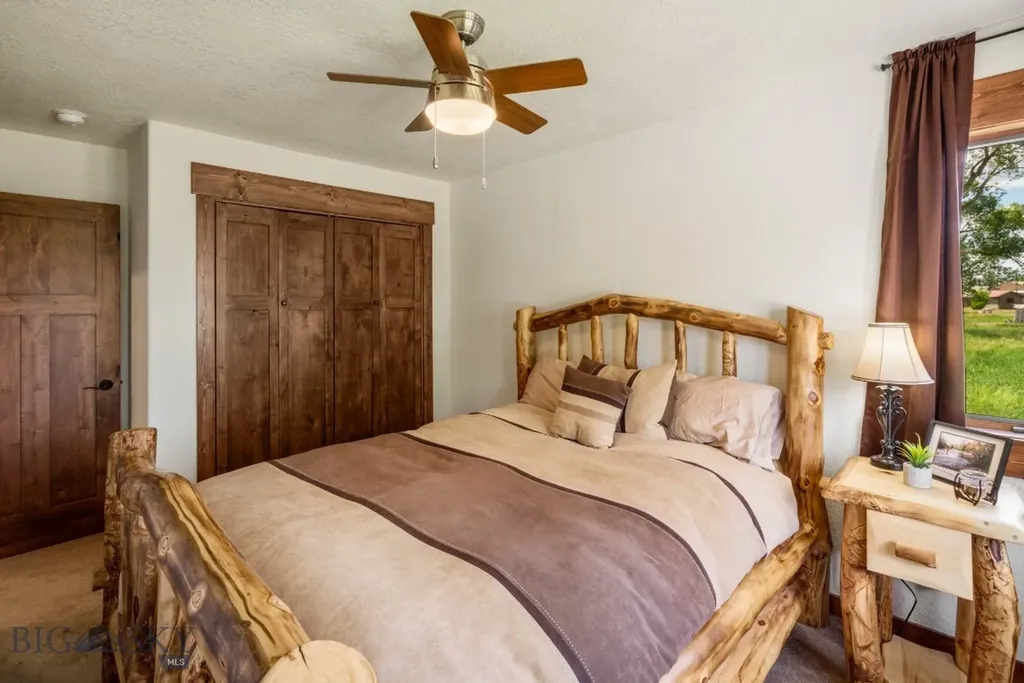 1872 Webster Lane Dillon MT 59725