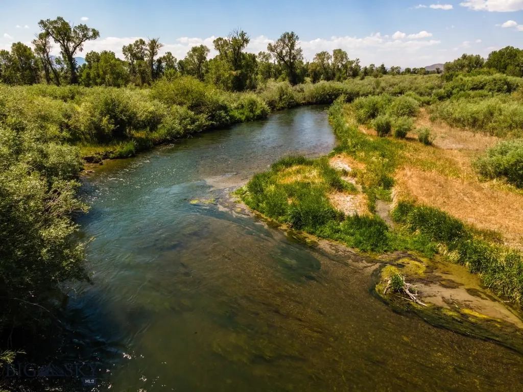 1872 Webster Lane Dillon MT 59725