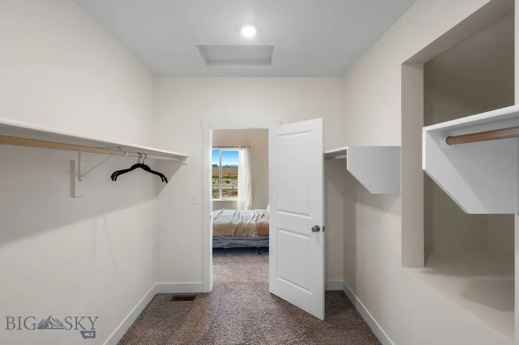 715 Spaniel Lane Belgrade MT 59714