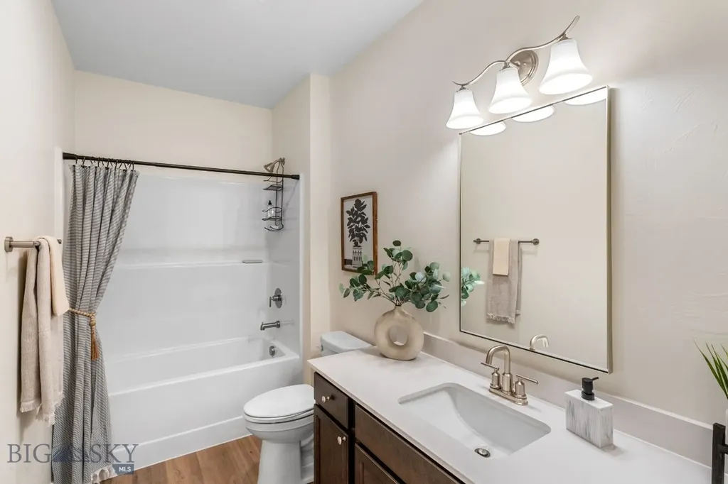 715 Spaniel Lane Belgrade MT 59714