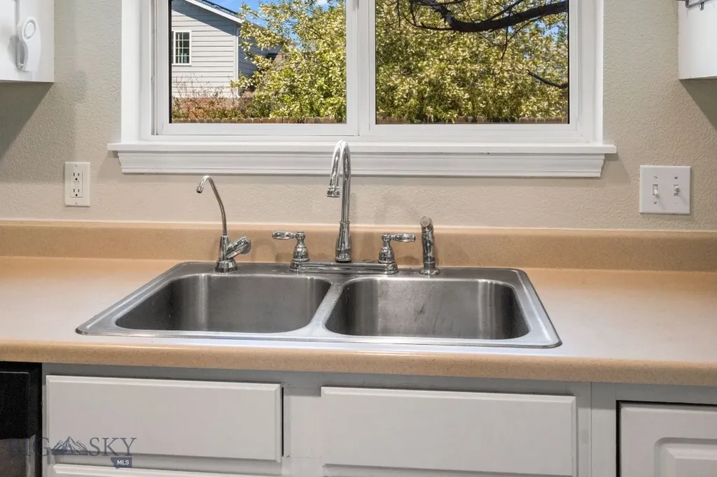 2519 Lily Drive Bozeman MT 59718