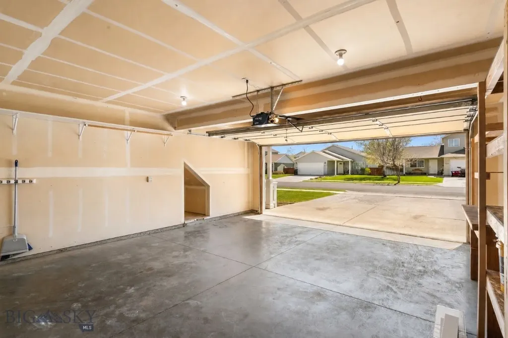 2519 Lily Drive Bozeman MT 59718