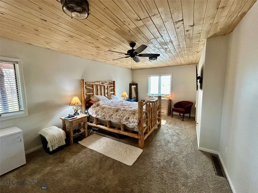 3957 Blacktail Road Dillon MT 59725