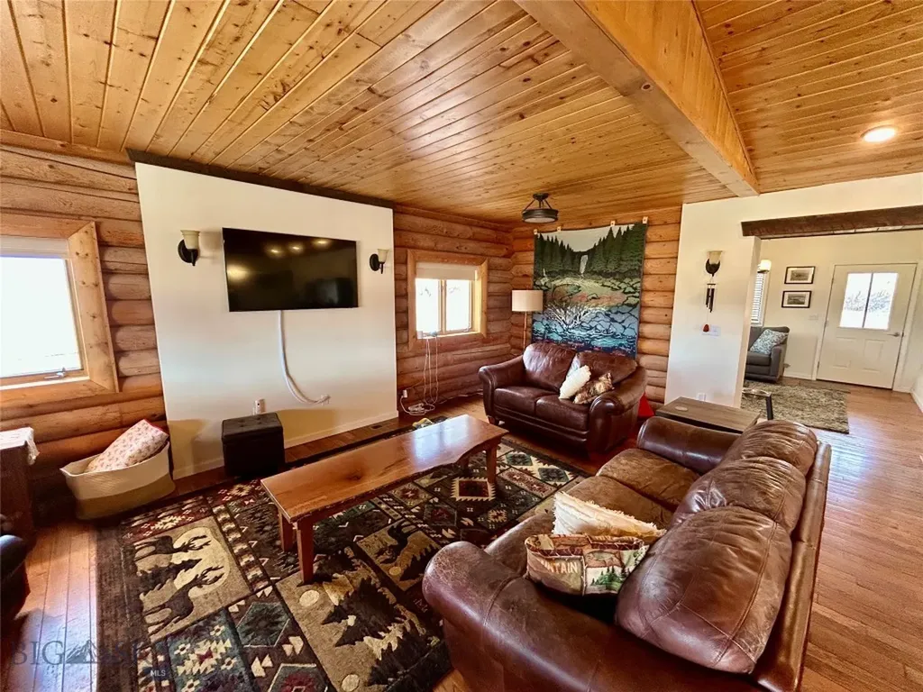 3957 Blacktail Road Dillon MT 59725