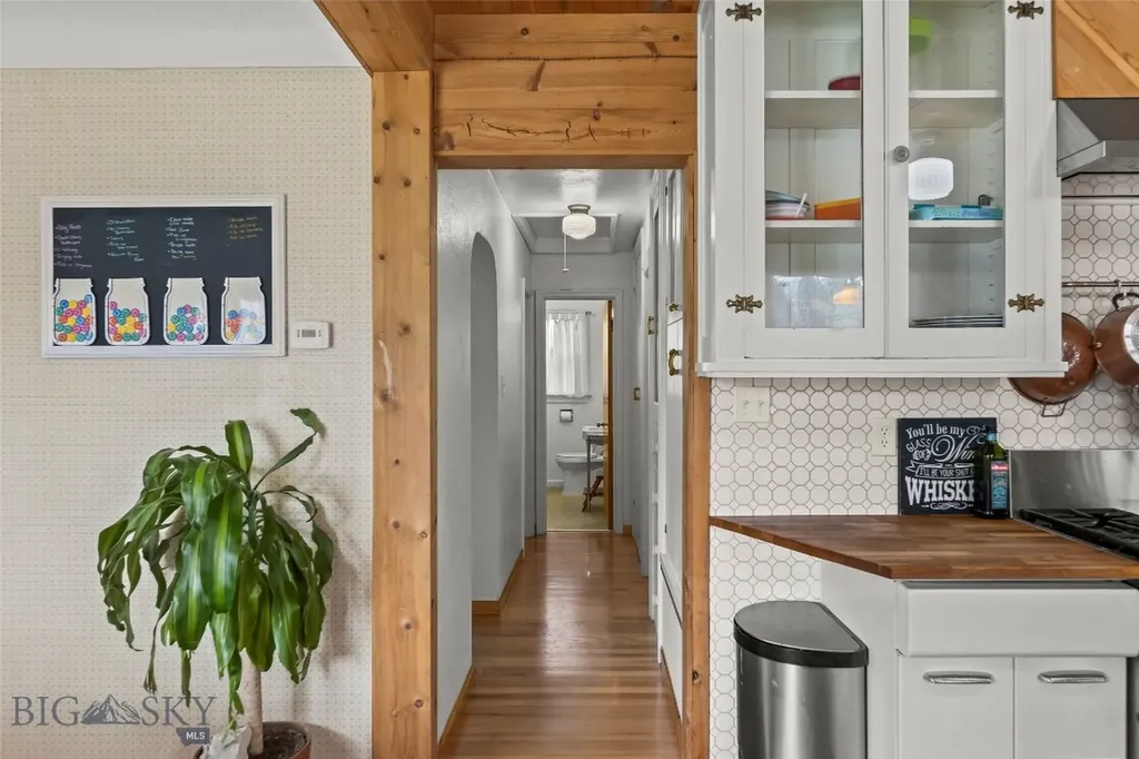 529 S 9th Street Livingston MT 59047