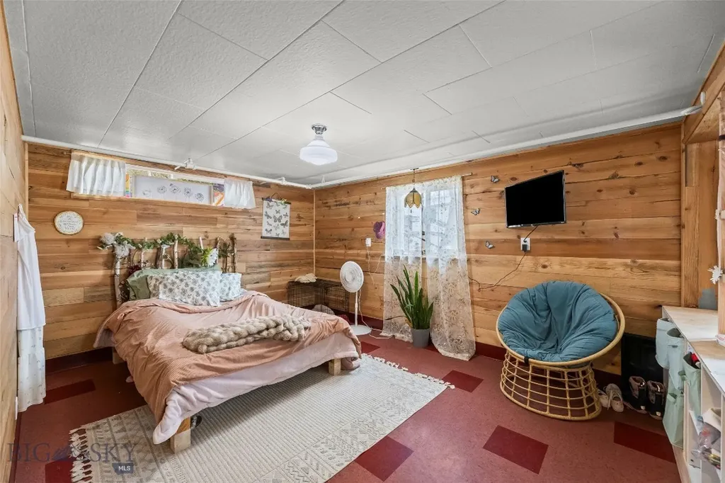 529 S 9th Street Livingston MT 59047