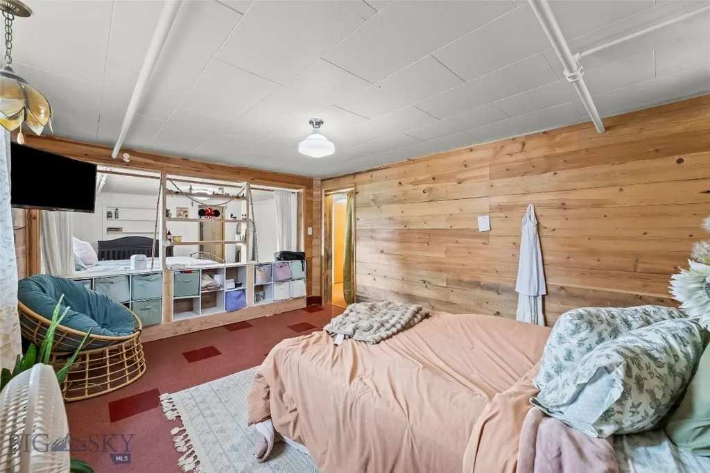 529 S 9th Street Livingston MT 59047