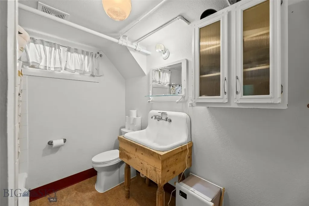 529 S 9th Street Livingston MT 59047