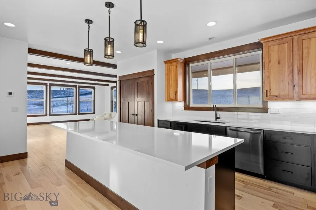 2 Paddlefish Court Three Forks MT 59752