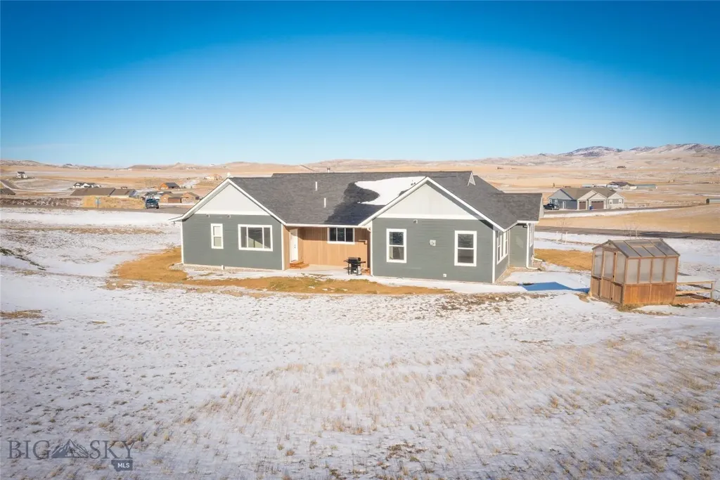 2 Paddlefish Court Three Forks MT 59752