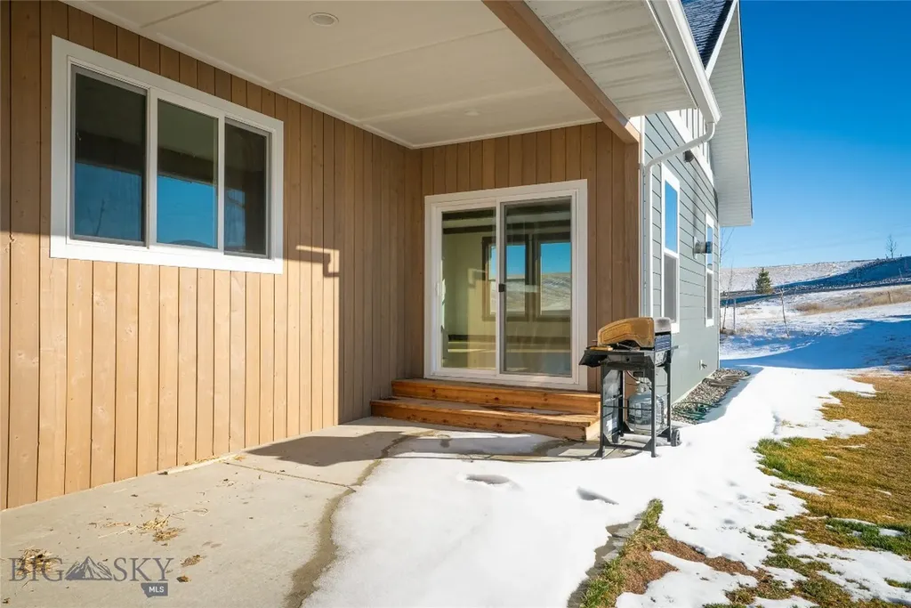 2 Paddlefish Court Three Forks MT 59752