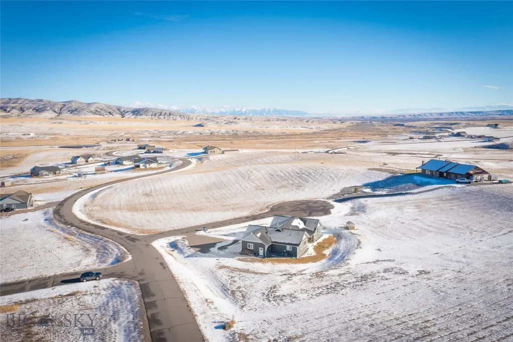 2 Paddlefish Court Three Forks MT 59752