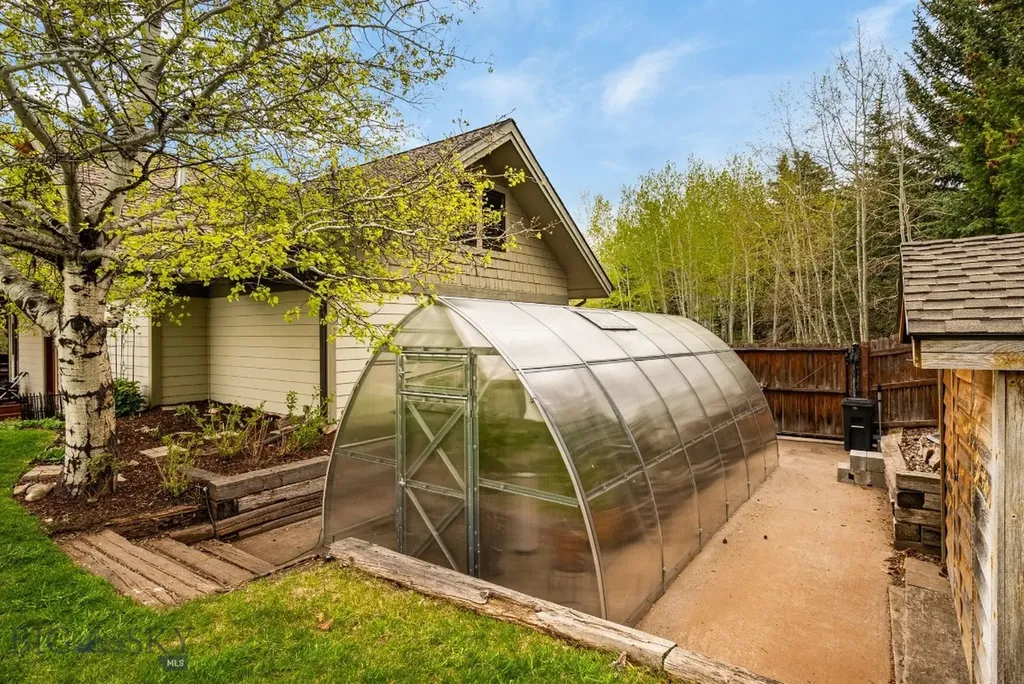 334 Sky Crest Drive Bozeman MT 59715