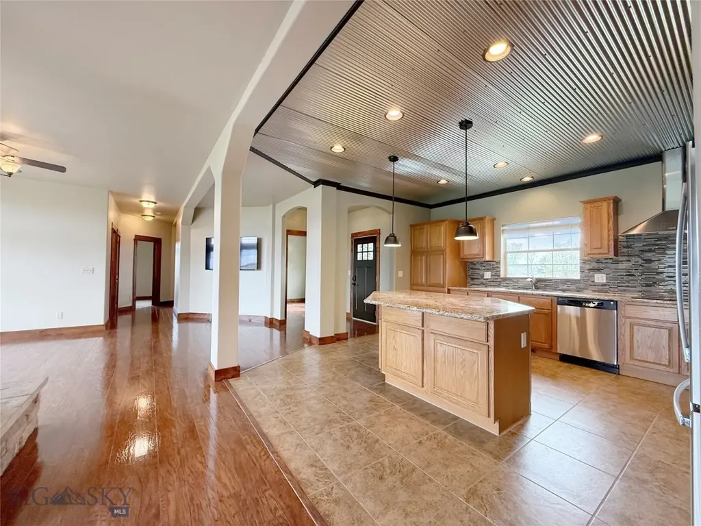 395 Parker Drive Belgrade MT 59714