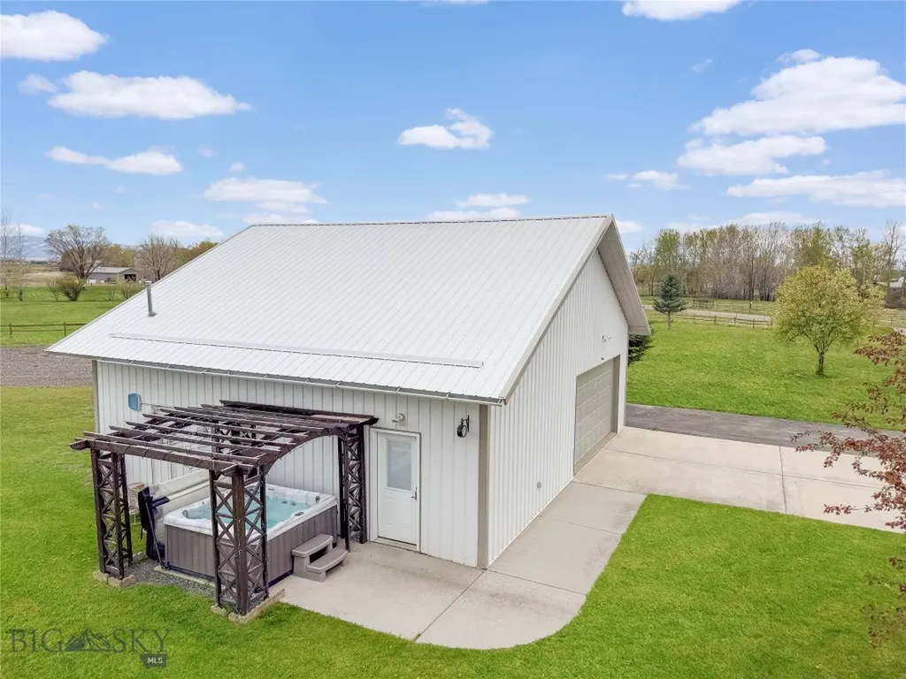 395 Parker Drive Belgrade MT 59714