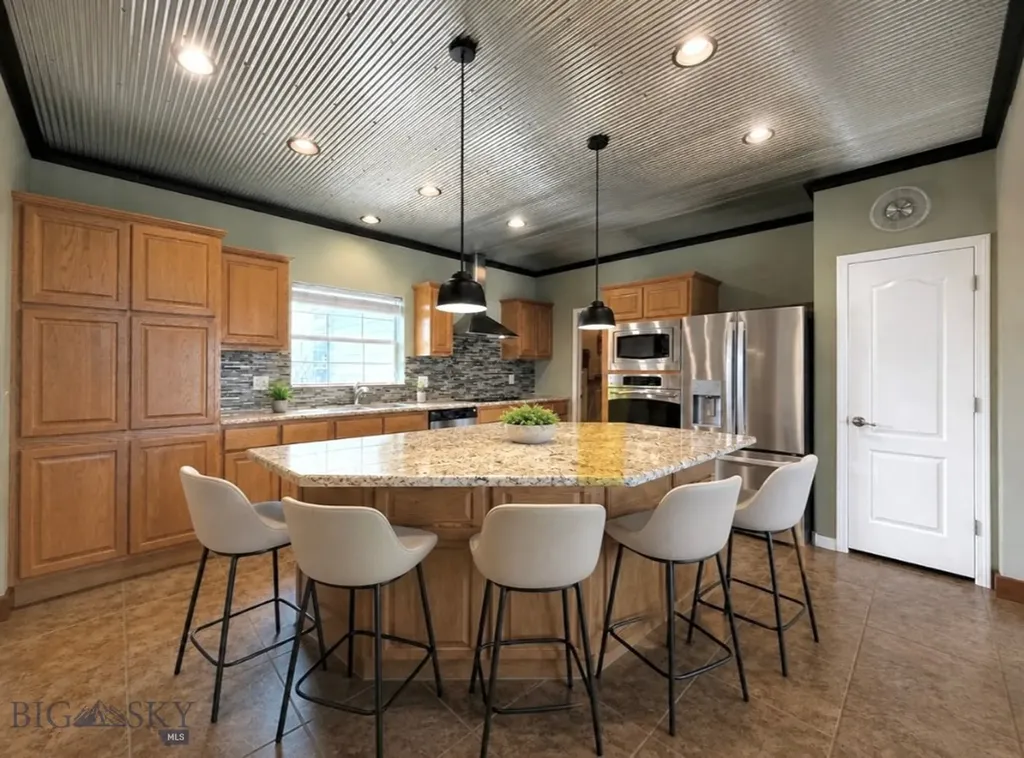 395 Parker Drive Belgrade MT 59714