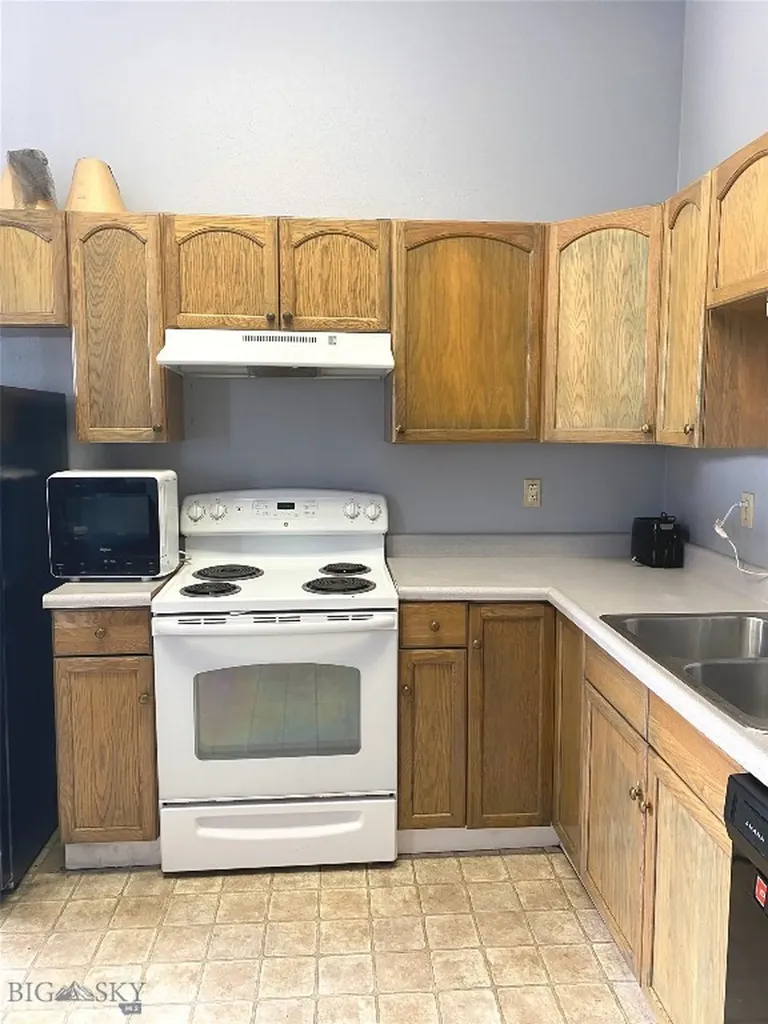 105 S Main Street Sheridan MT 59749