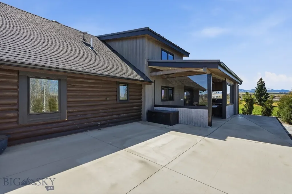 1589 Cougar Drive Bozeman MT 59718