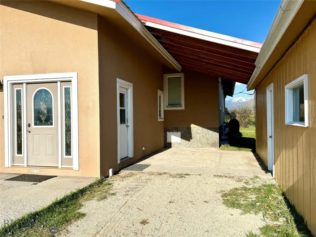 47 Tristan River Lane Deer Lodge MT 59722