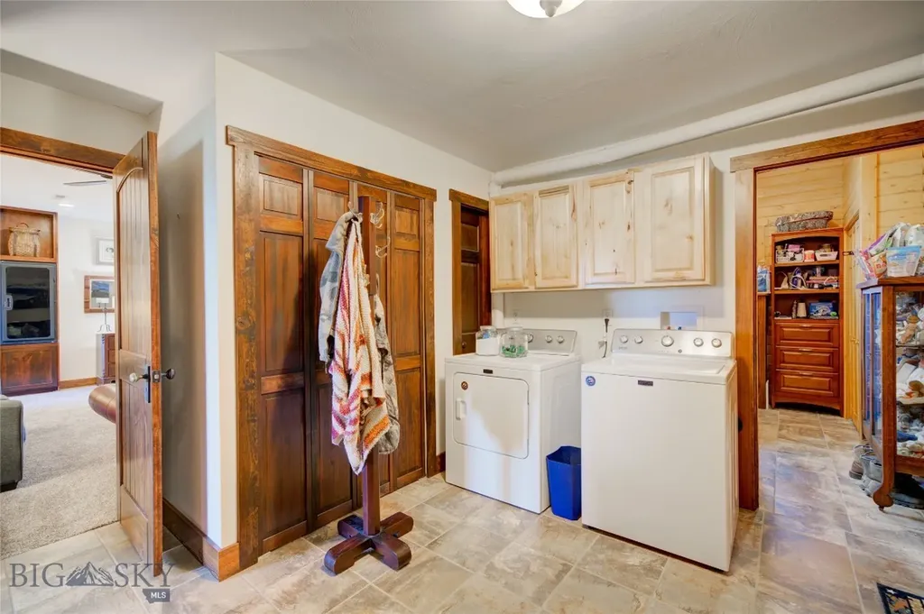 27 Badger Road Pray MT 59065
