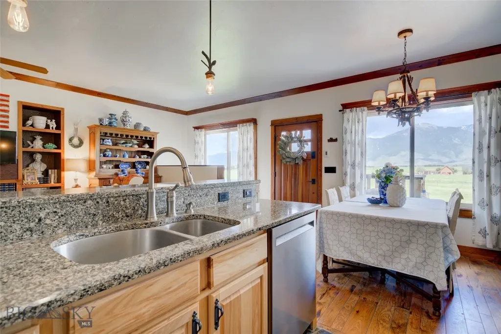 27 Badger Road Pray MT 59065