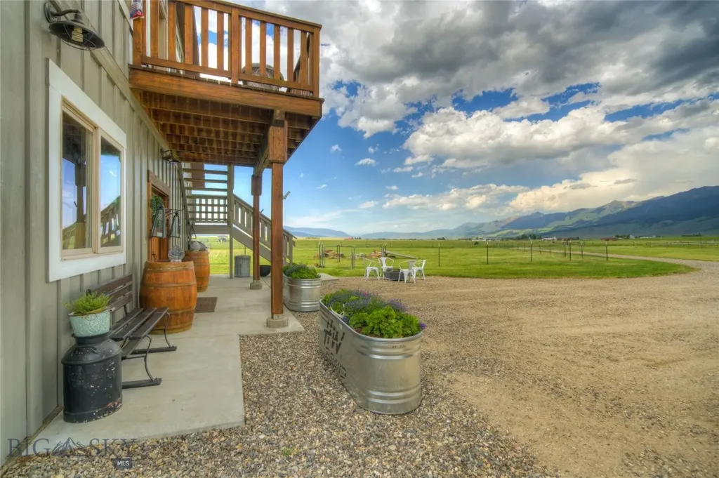 27 Badger Road Pray MT 59065