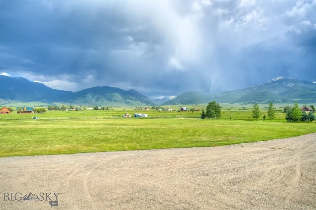 27 Badger Road Pray MT 59065