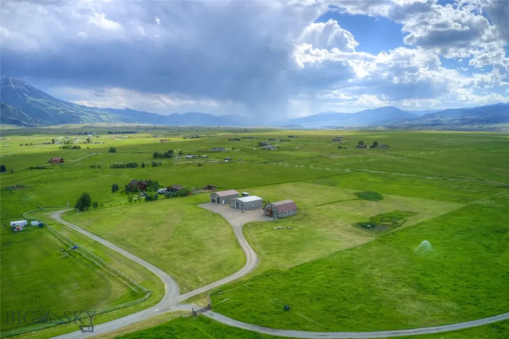27 Badger Road Pray MT 59065