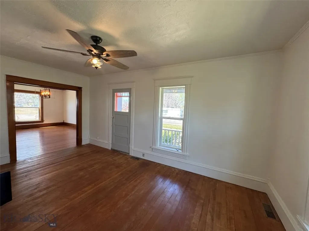 403 E 6th Avenue Big Timber MT 59011