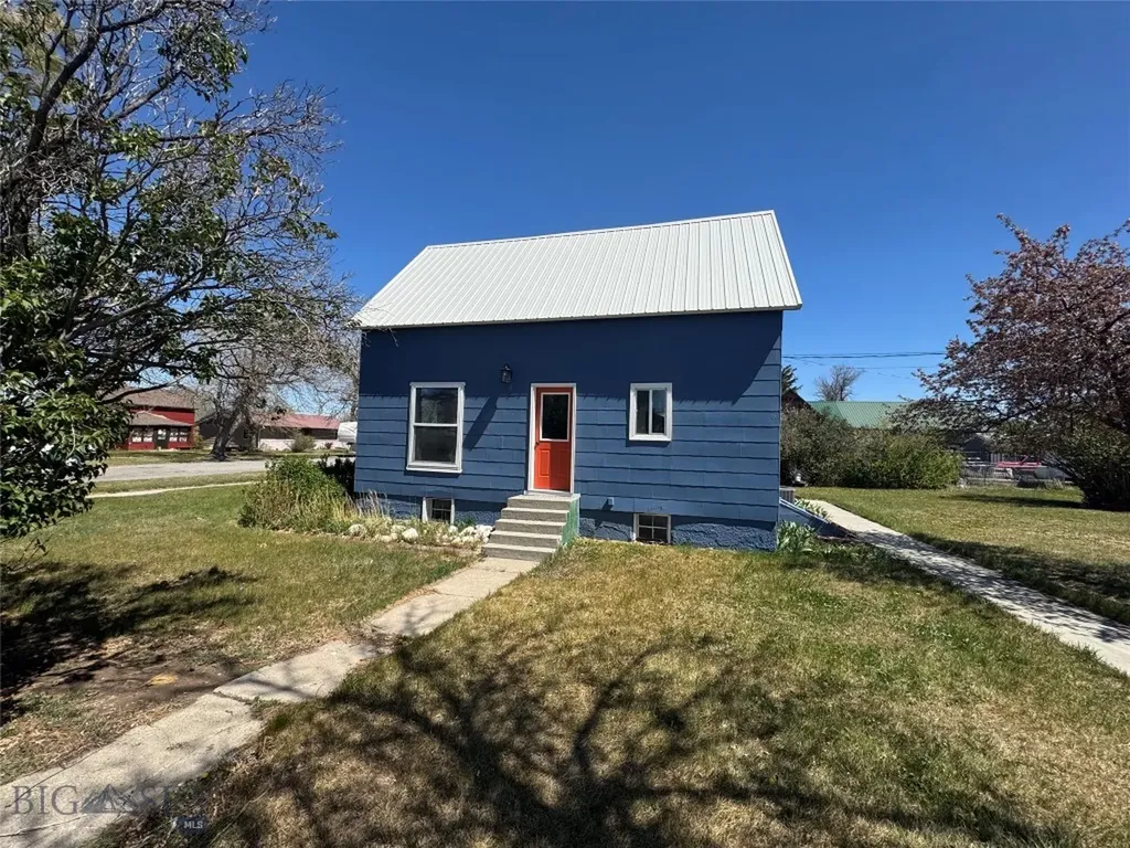 403 E 6th Avenue Big Timber MT 59011