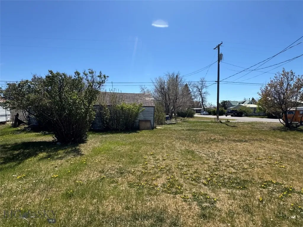 403 E 6th Avenue Big Timber MT 59011
