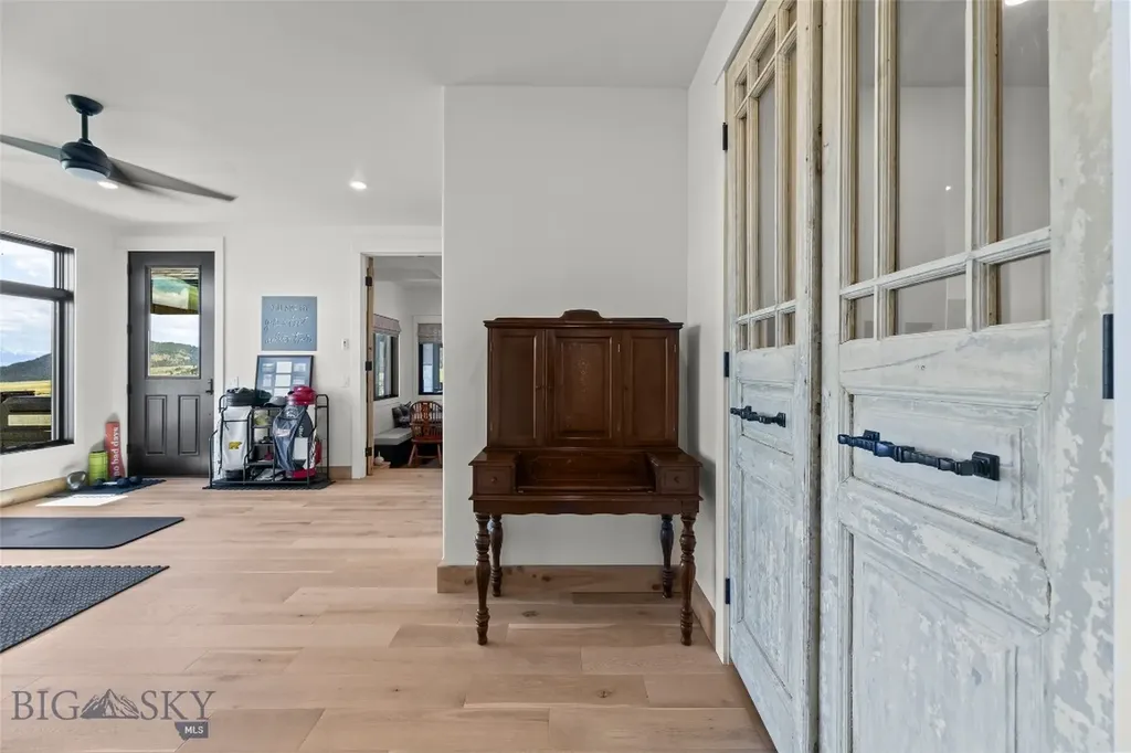 73 Stone Ridge Road Mcallister MT 59740