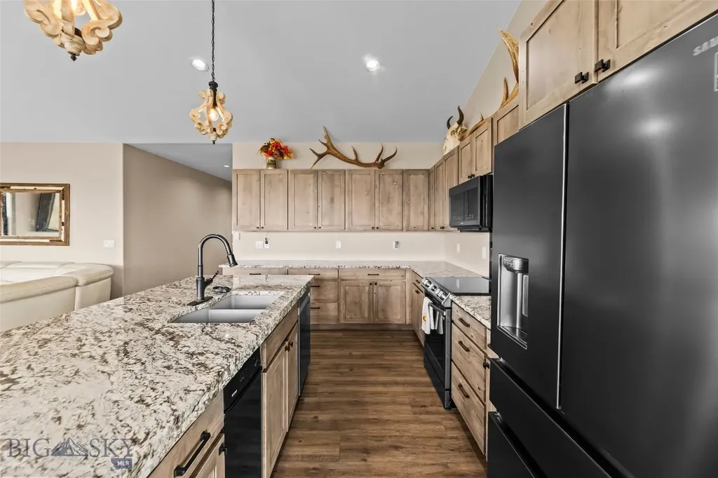 92 Depot Road Ennis MT 59729