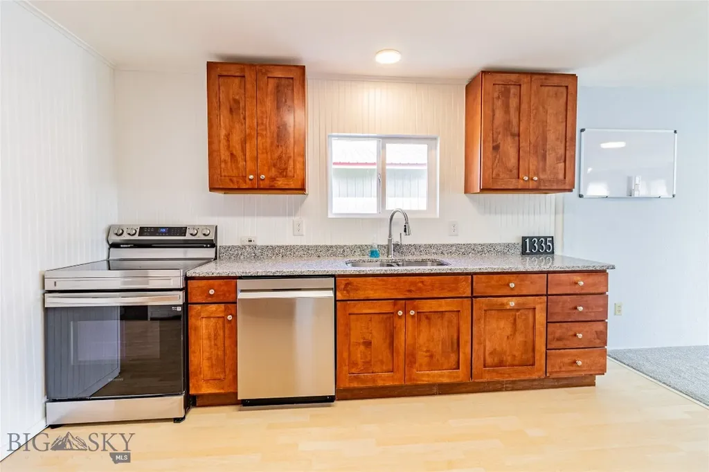 1335 Iowa Avenue Butte MT 59701