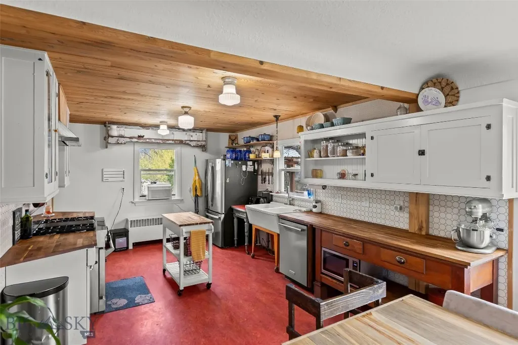 529 S 9th Street Livingston MT 59047