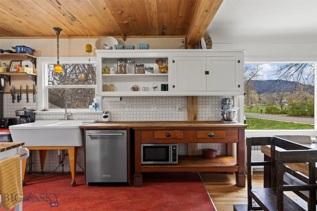 529 S 9th Street Livingston MT 59047
