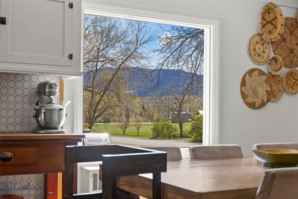 529 S 9th Street Livingston MT 59047