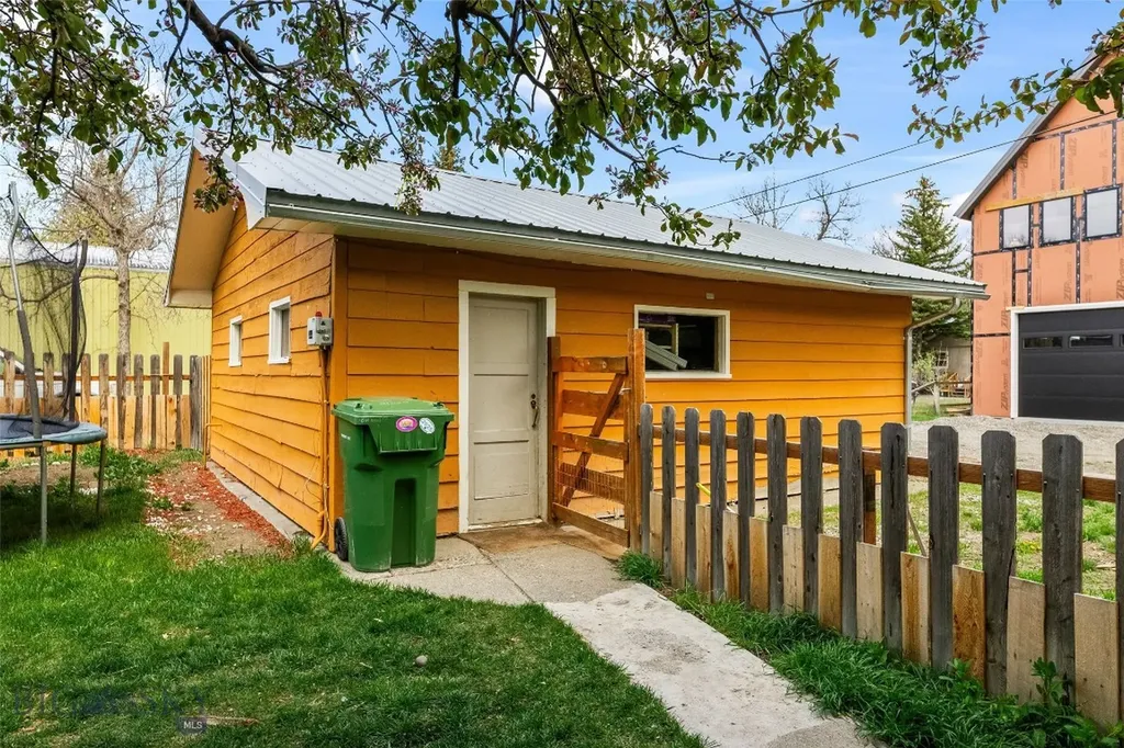 529 S 9th Street Livingston MT 59047